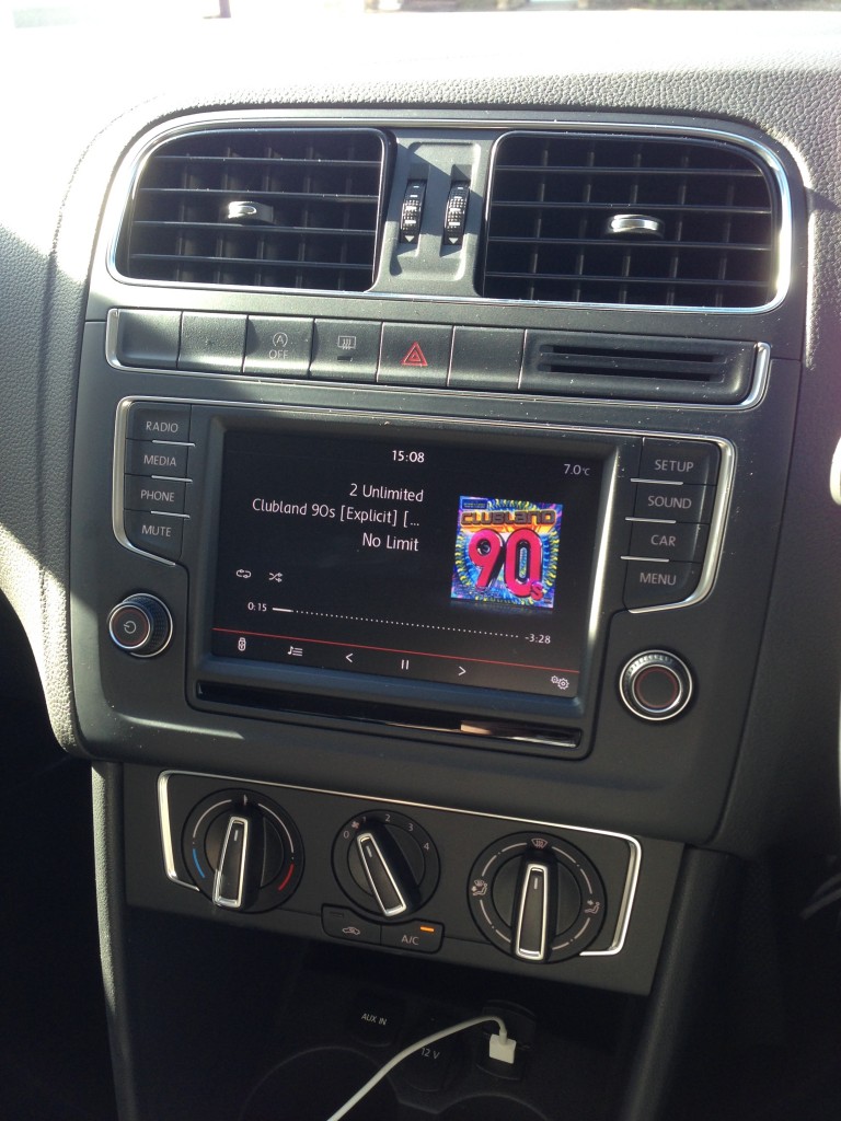 The nifty digitial entertainment system displaying the album cover artwork