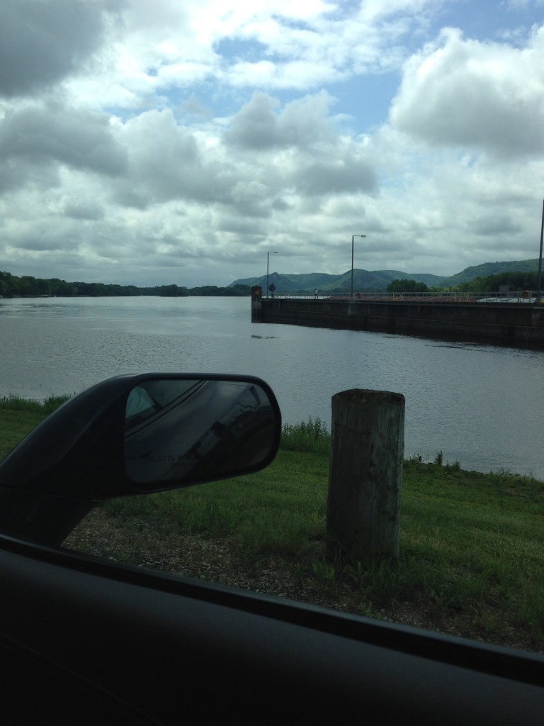 Driving alongside the Mississippi river
